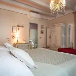 B&B Diffuso Sul Garda 4* カステルヌオーヴォ・デル・ガルダ